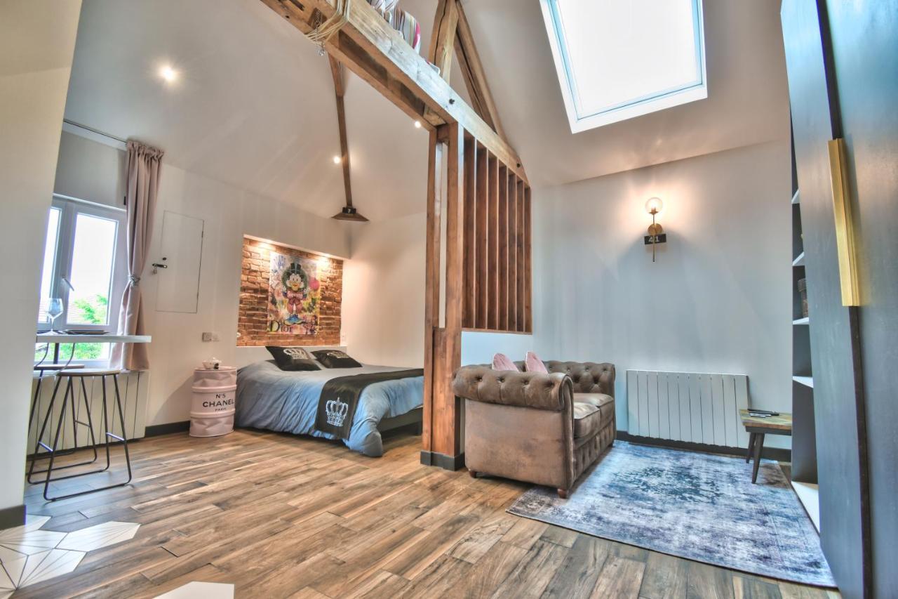 * Le Loft Des Mysteres * Apartment Maintenon Bagian luar foto